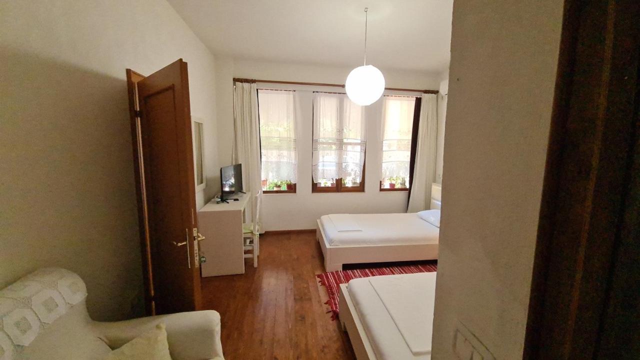 Veranda B&B Berat Buitenkant foto