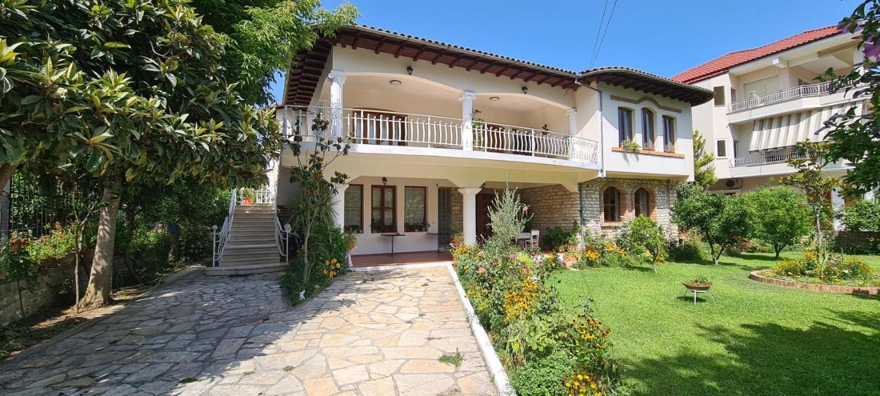 Veranda B&B Berat Buitenkant foto